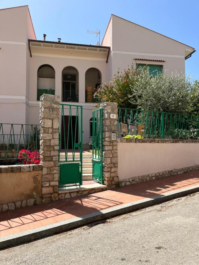 Bed And Coffee Rooms Portoferraio Exterior foto