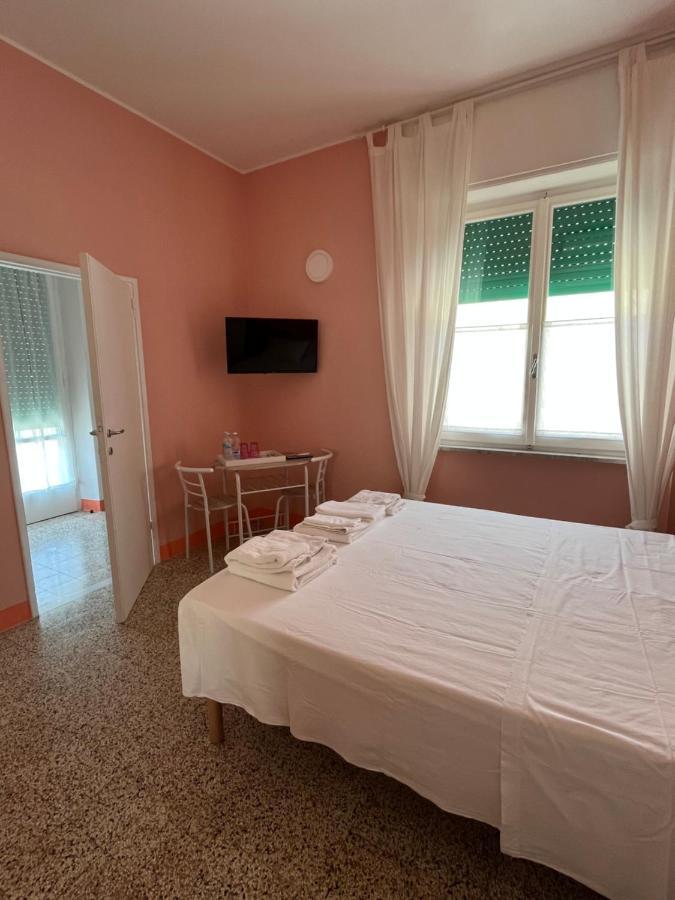 Bed And Coffee Rooms Portoferraio Exterior foto